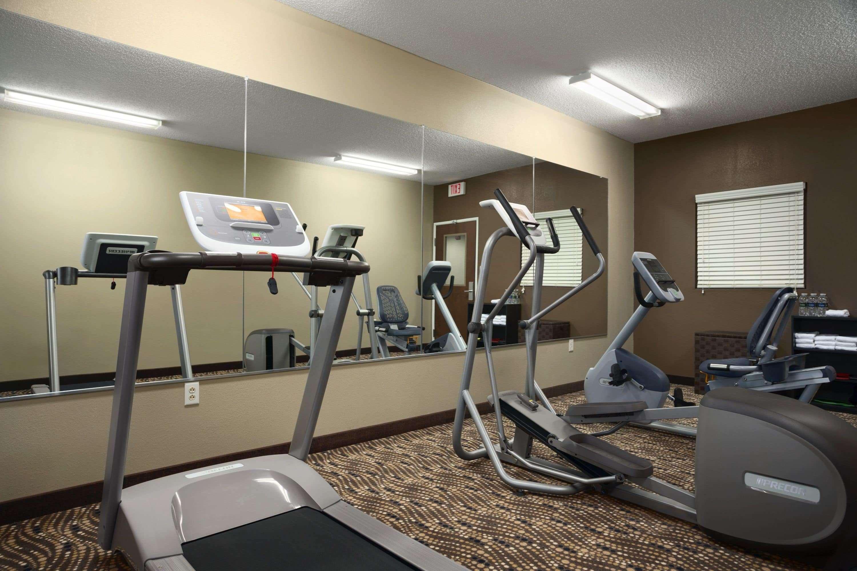 Sonesta Essential Fairmont Hotel Екстериор снимка